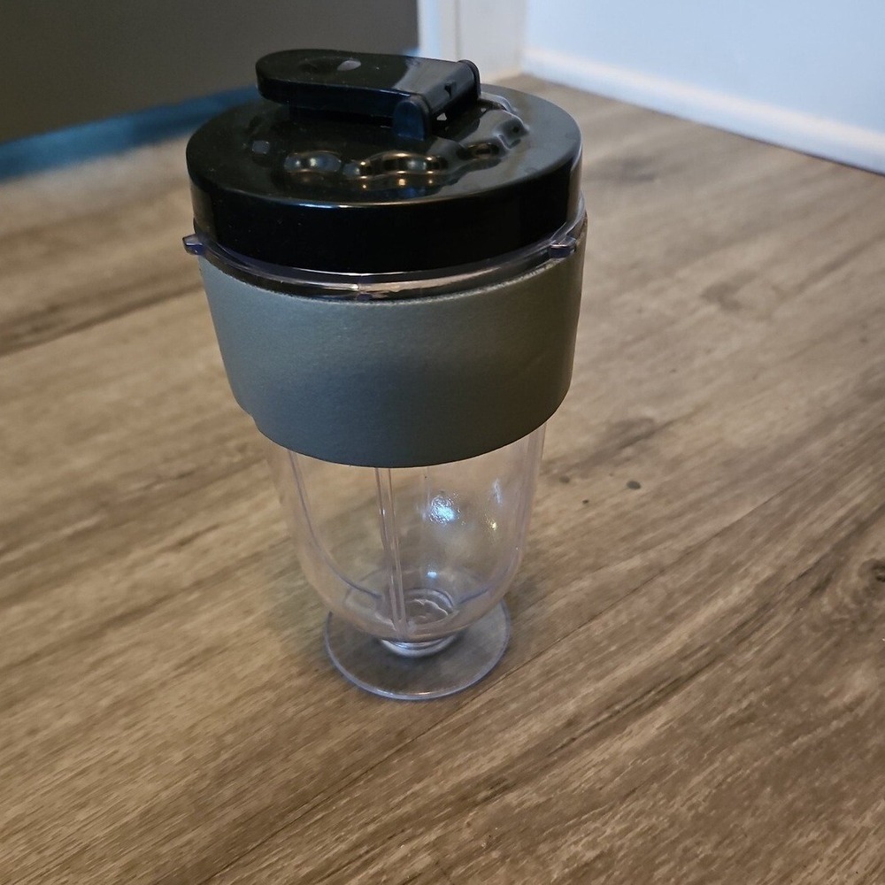 Personal Blender Travel Cup Replacement Jar with Black Flip Top‎ Lid Grip Sleeve